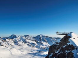 Gipfelplattform Stubaier Gletscher 02 -c- Andre Schoenherr